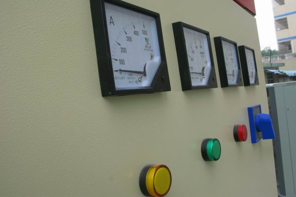 宝山配电柜-3683讲讲配电柜注意事项